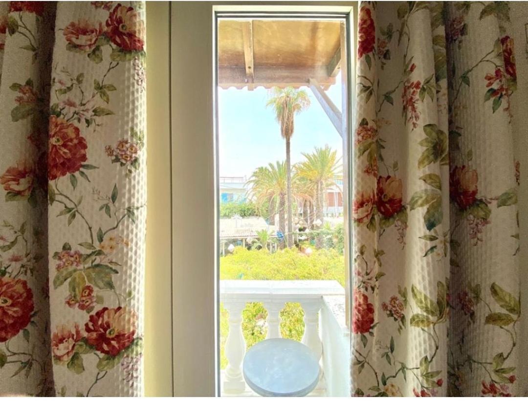 Plaza Corniche Hotel El-Marsza Kültér fotó