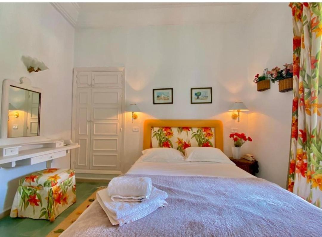 Plaza Corniche Hotel El-Marsza Kültér fotó