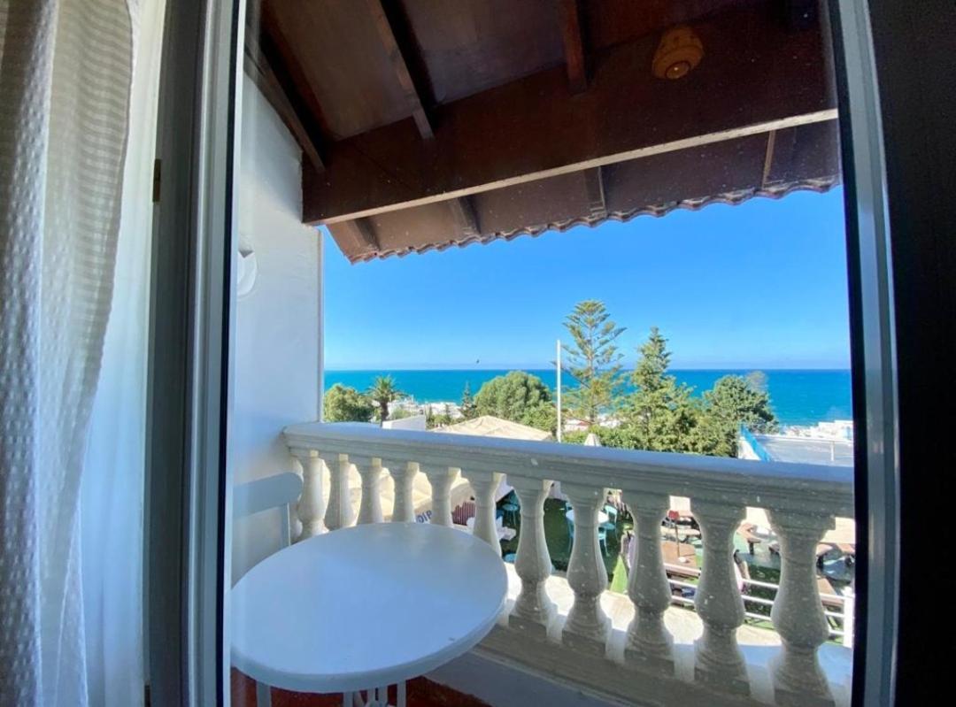 Plaza Corniche Hotel El-Marsza Kültér fotó