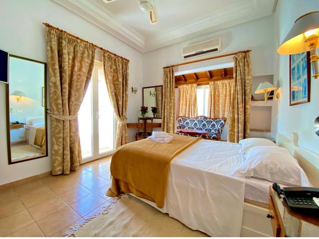 Plaza Corniche Hotel El-Marsza Kültér fotó