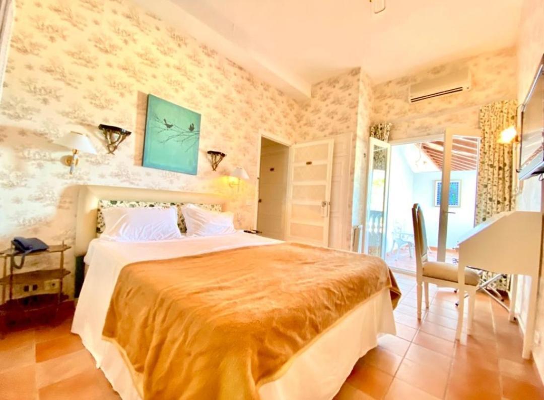 Plaza Corniche Hotel El-Marsza Kültér fotó